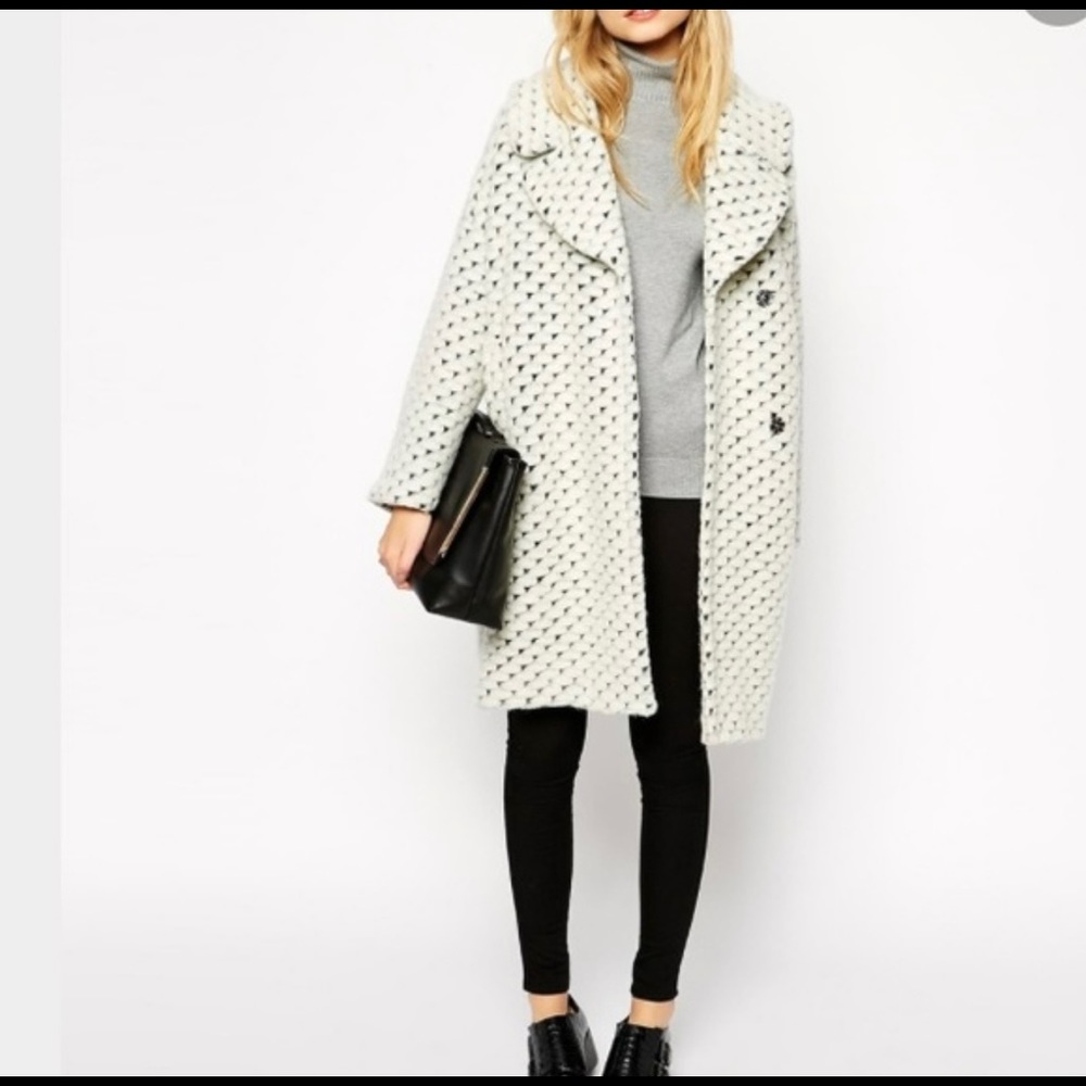 Oversized Coat ASOS with Cocoons Size 2, near new condition